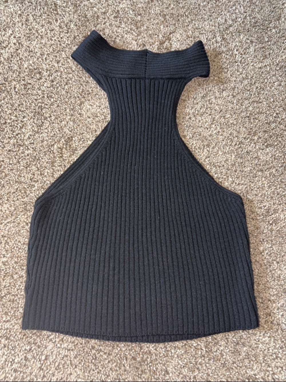 Black Ribbed Halter Tank Top - Picture 2 of 3